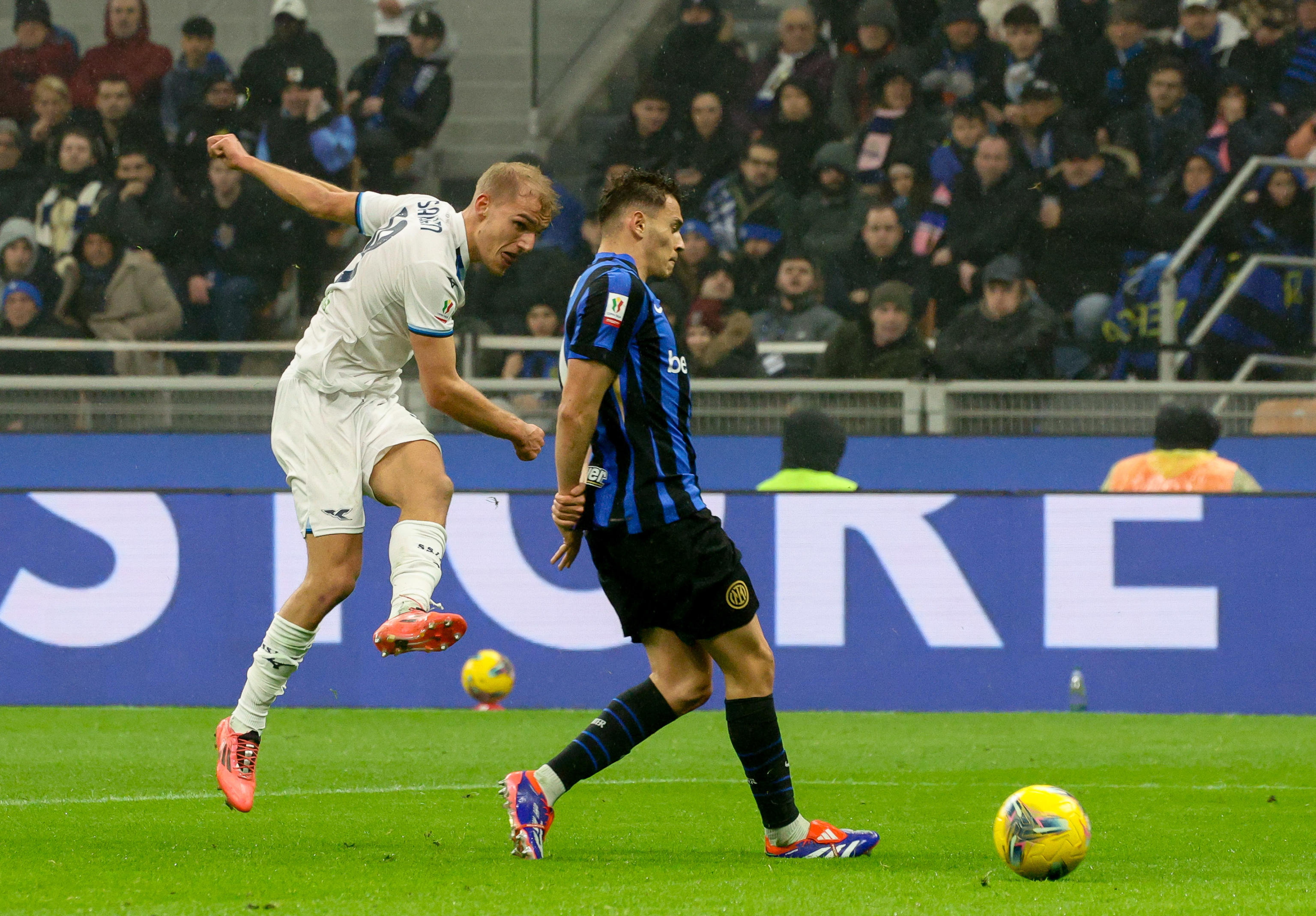 爱游戏亚洲官网-关于意大利足球联赛新规则实施，改变传统比赛形式的信息