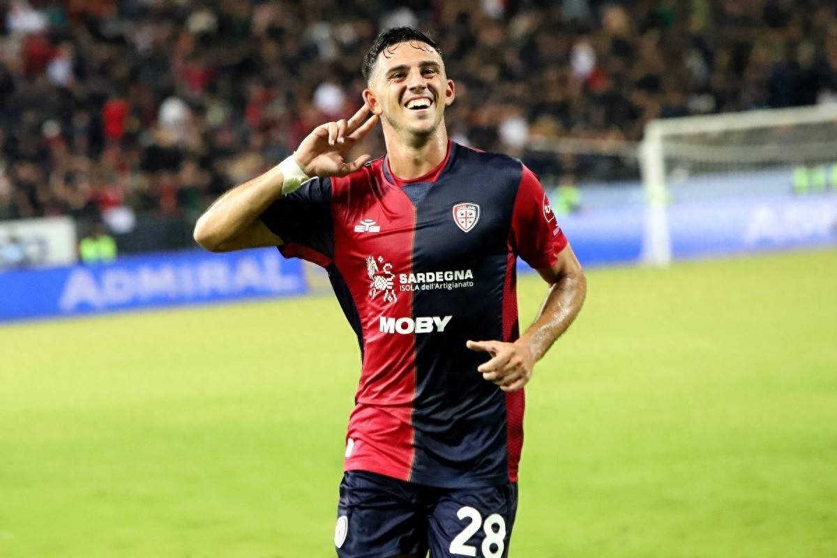 爱游戏在线登录-关于卡利亚里后卫犯错失分，球队遭遇不利结果的信息