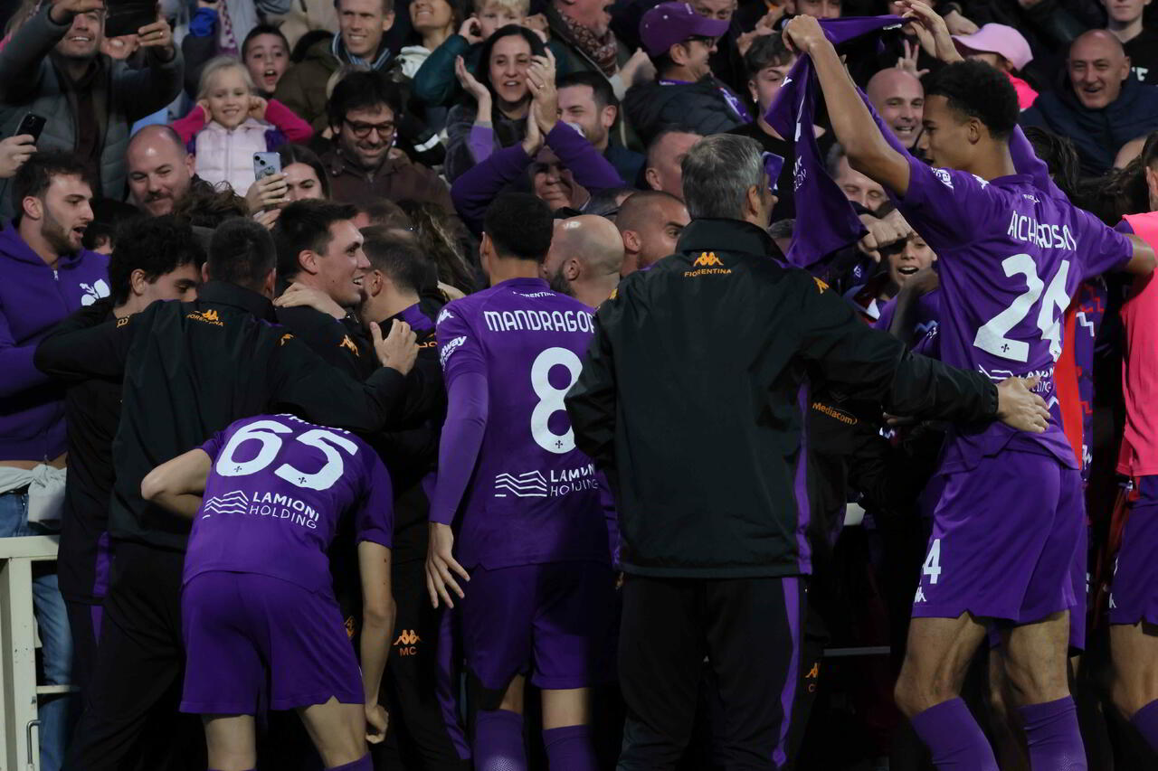 乌迪内斯力压佛罗伦萨,取得胜利 乌迪内斯力压佛罗伦萨,取得胜利