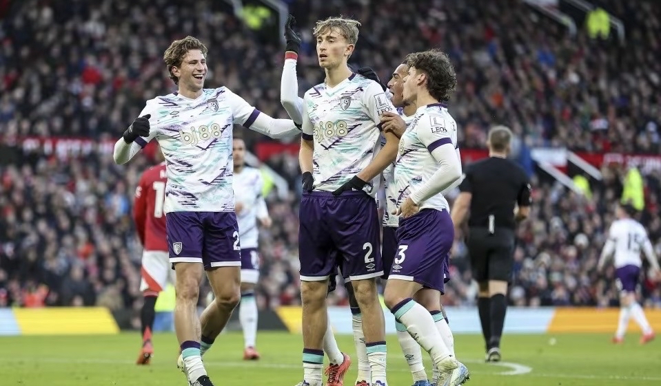 伯恩茅斯客场失利,未能延续连胜纪录的简单介绍 伯恩茅斯客场失利,未能延续连胜纪录的简单介绍