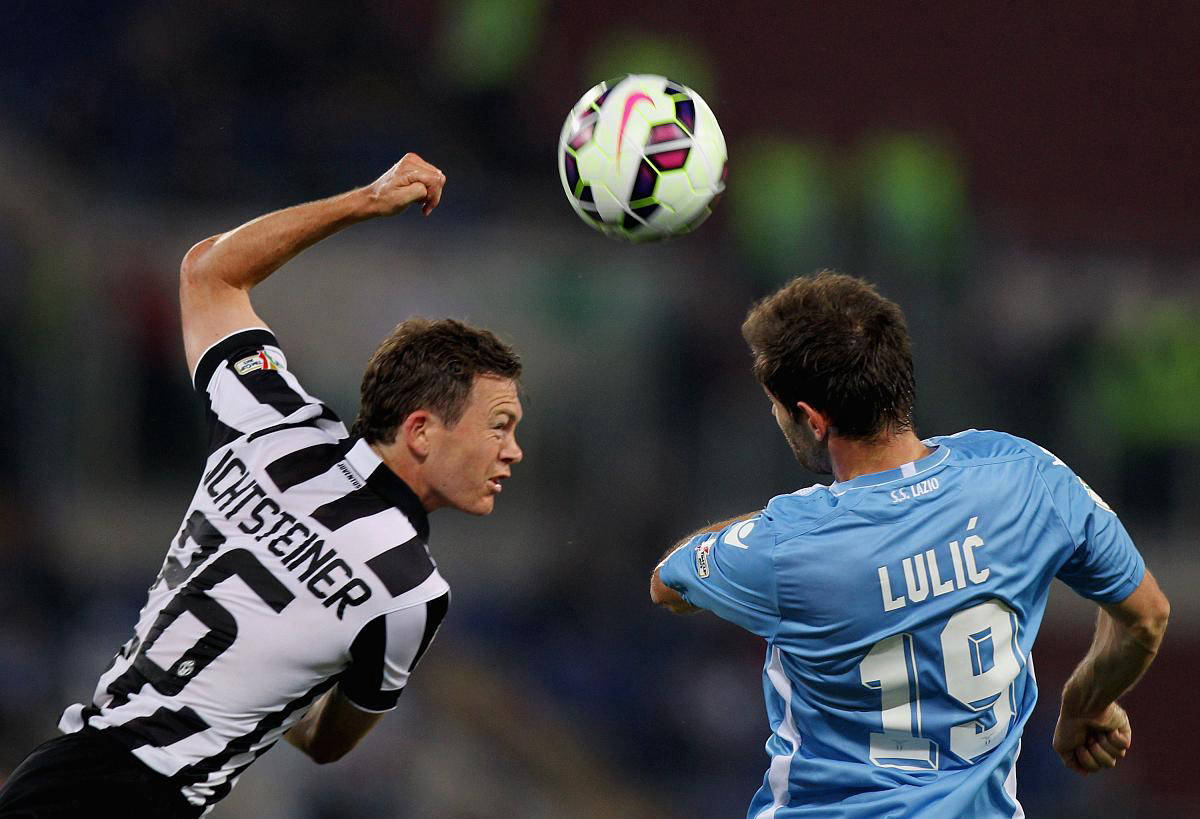 爱游戏在线登录-尤文图斯客场战胜对手，取得连胜