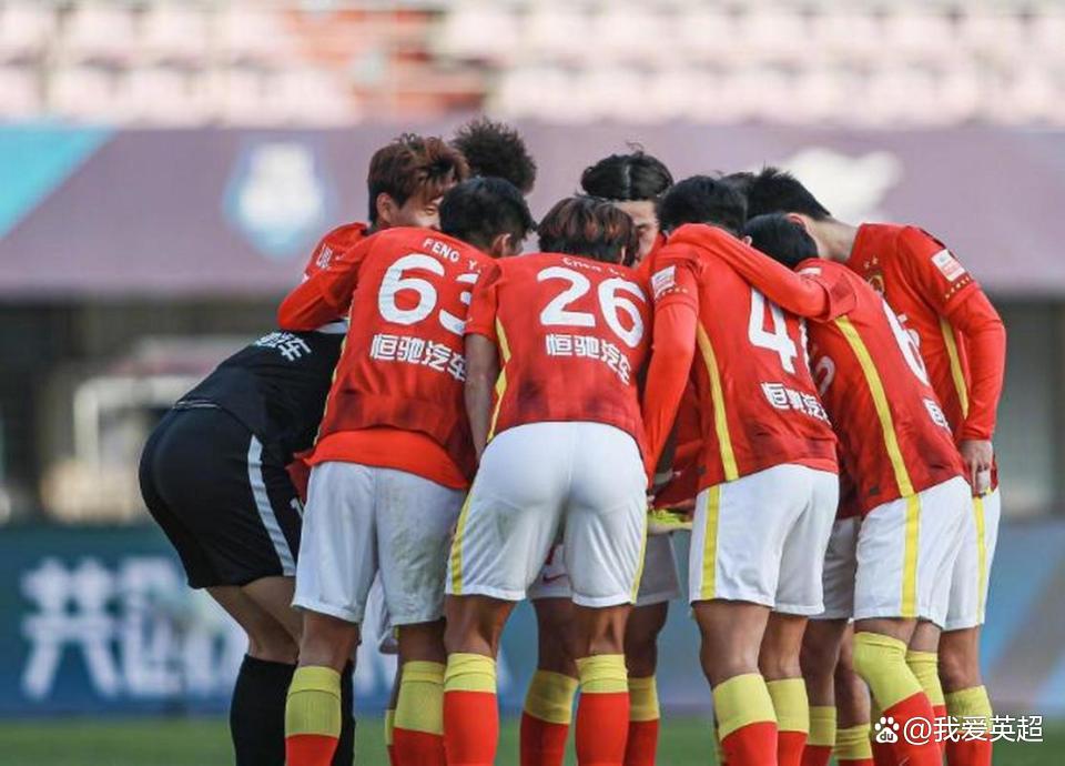 爱游戏官方登录入口-关于中超夺冠热门浮现，各路强队实力擂台的信息