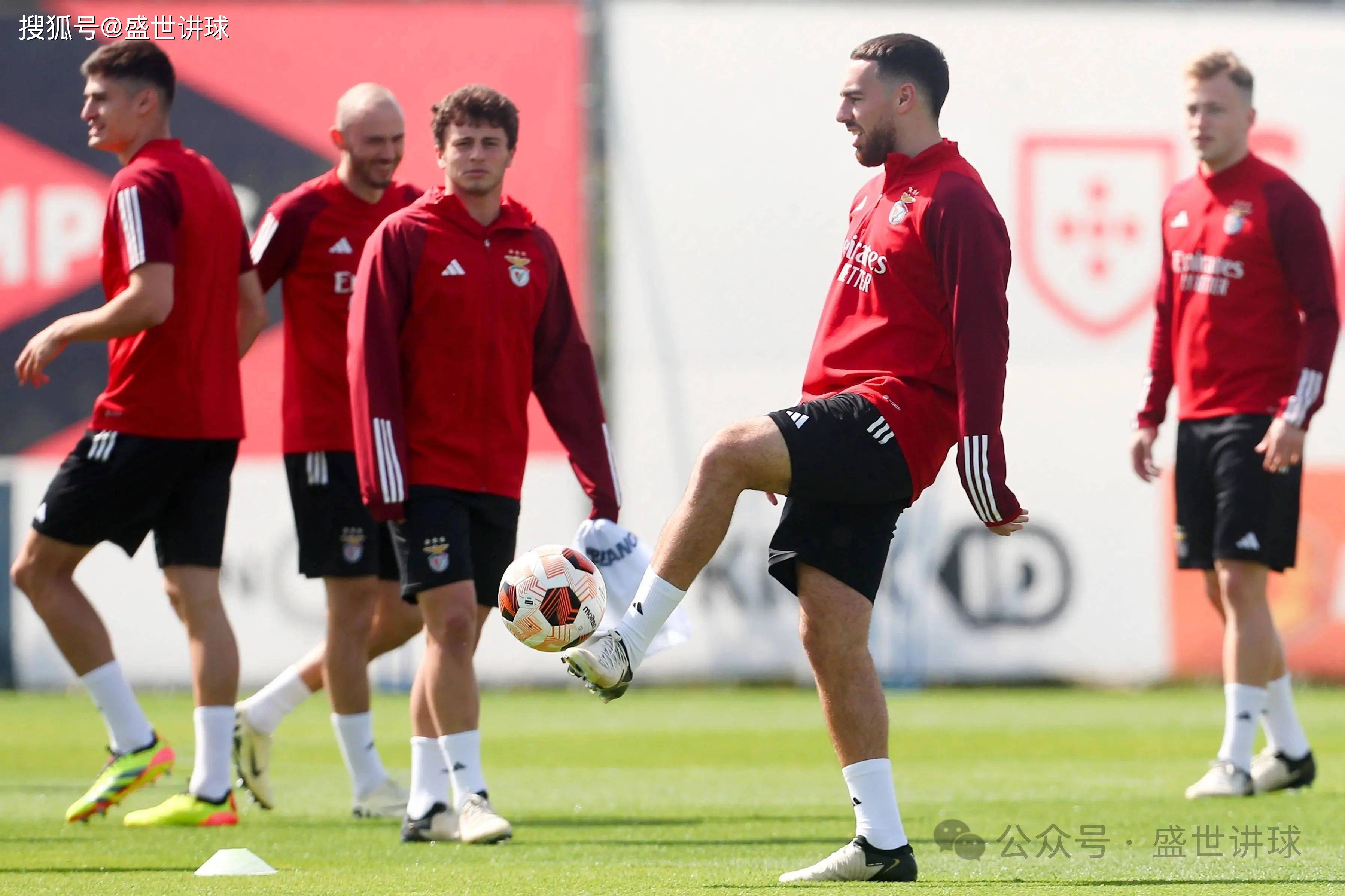 爱游戏登录-包含摩纳哥主场大胜拜仁，小组赛小组积分暂列第二的词条