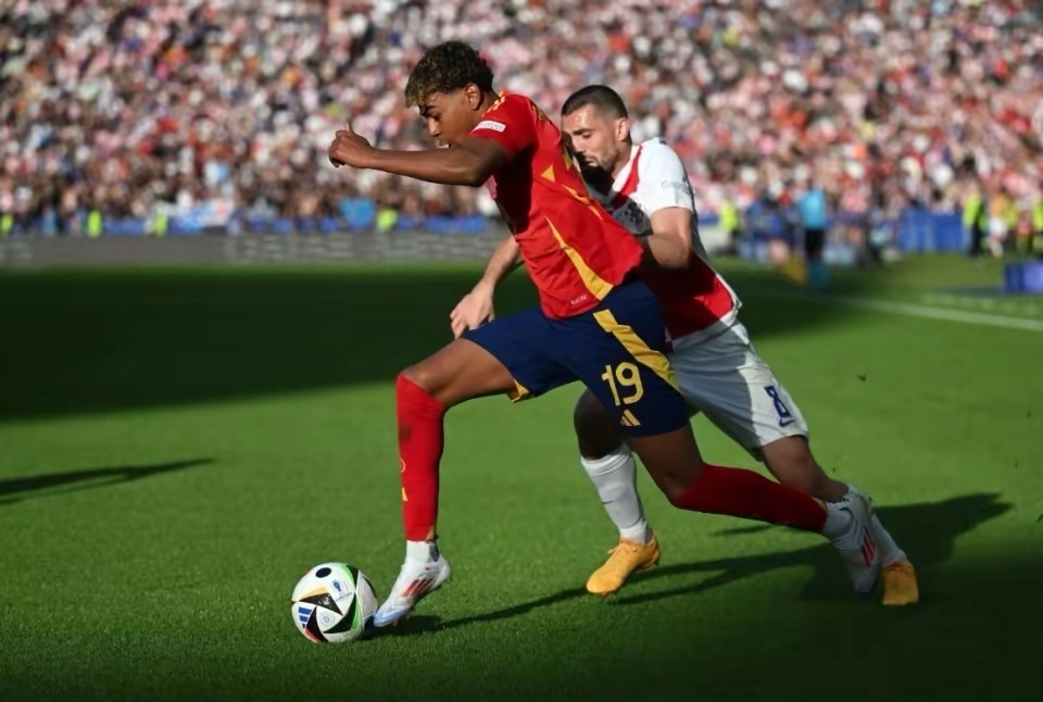 江苏队交出惊人的比赛表现,引发热议的简单介绍 江苏队交出惊人的比赛表现,引发热议的简单介绍