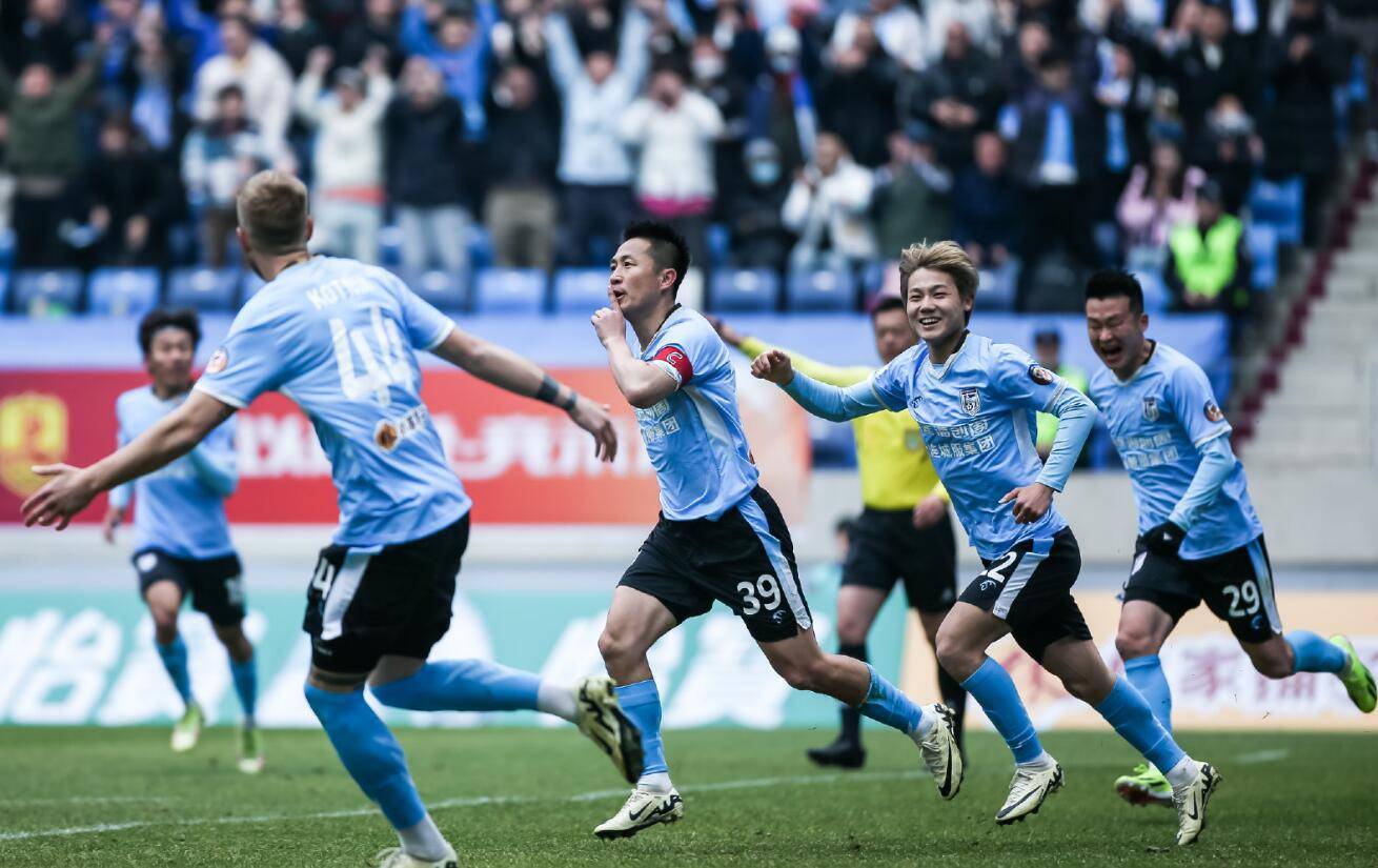 爱游戏官方入口-关于瓦朗谢纳队士气高涨，连胜势不可挡的信息