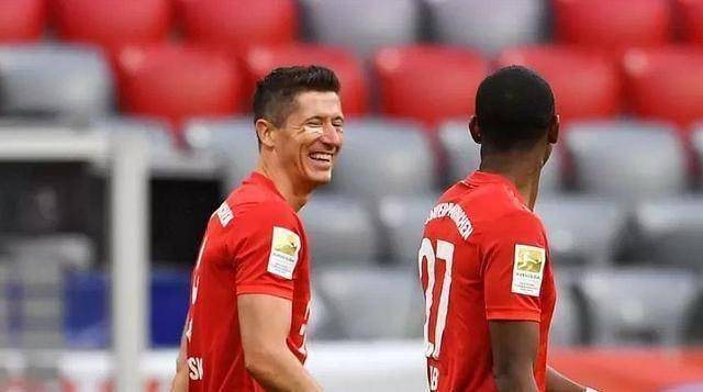 包含欧洲足球圈:穆勒传射助拜仁胜利的词条 包含欧洲足球圈:穆勒传射助拜仁胜利的词条