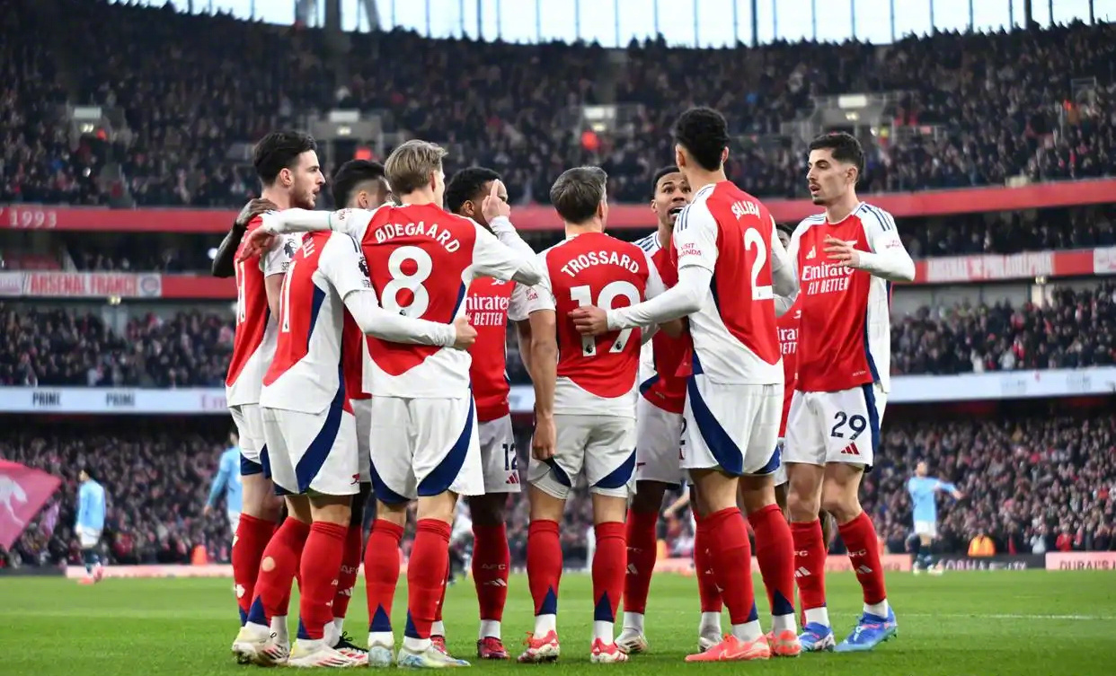 爱游戏在线登录-阿森纳客场大胜，英超前四位置稳固