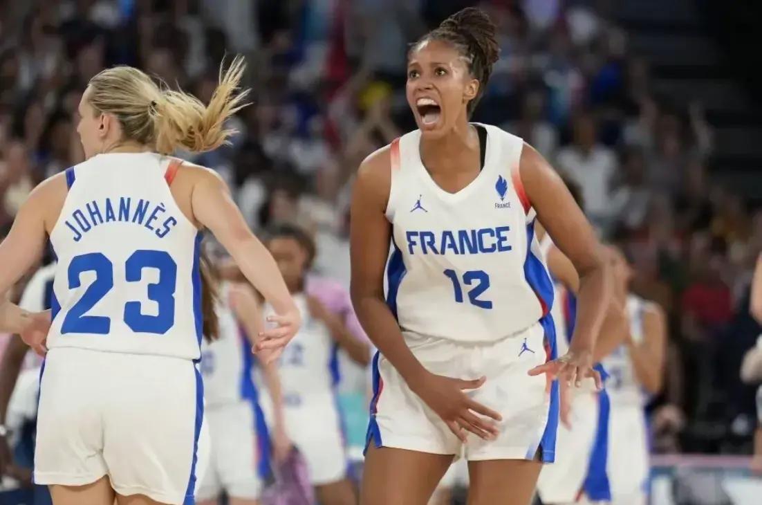 爱游戏官方入口-包含热门篮球对决：法国擒下意大利的词条