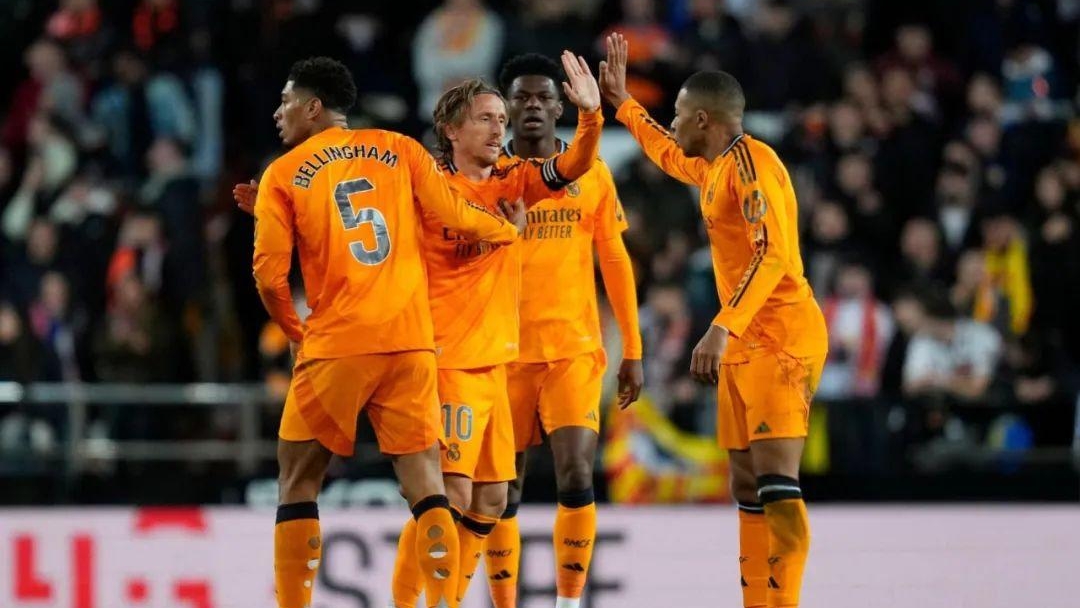 爱游戏亚洲官网-瓦伦西亚不负众望，诸强出局