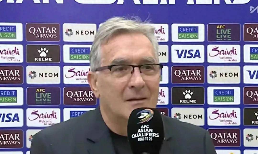 爱游戏官方入口-关于罗马竞技场气氛火爆，球迷们热情支持的信息