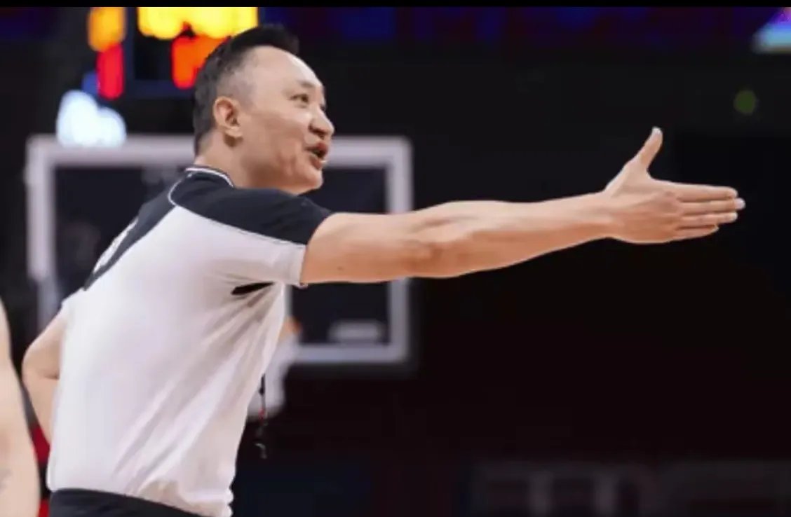 关于比赛中球员身手敏捷，场面一度火爆的信息