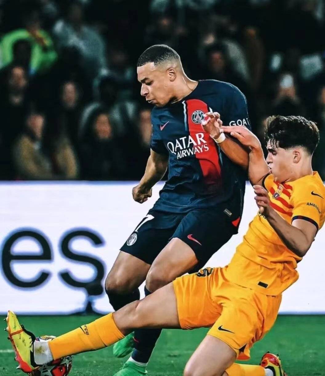 爱游戏网页版入口-拜仁慕尼黑豪取六球大胜，晋级欧冠半决赛