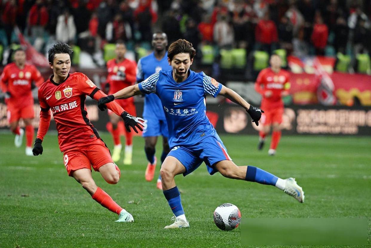 包含申花队员受伤离场,球队陷入困境的词条 包含申花队员受伤离场,球队陷入困境的词条