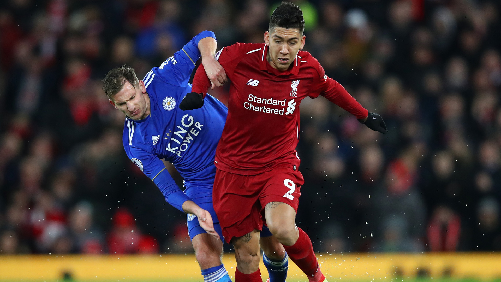 爱游戏官网网页版入口-包含巨人之争，欧洲足球狂欢盛会再度崭露头角的词条