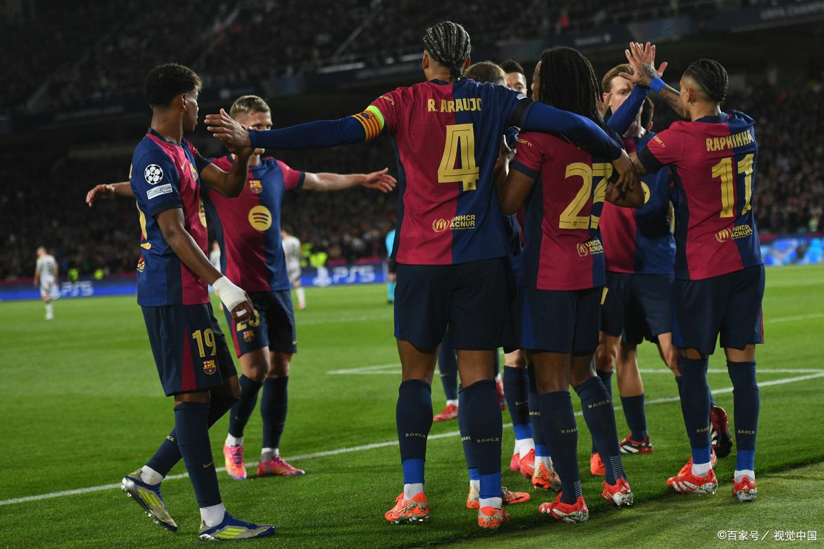 包含巴萨完胜那不勒斯,轻松晋级欧冠淘汰赛的词条 包含巴萨完胜那不勒斯,轻松晋级欧冠淘汰赛的词条