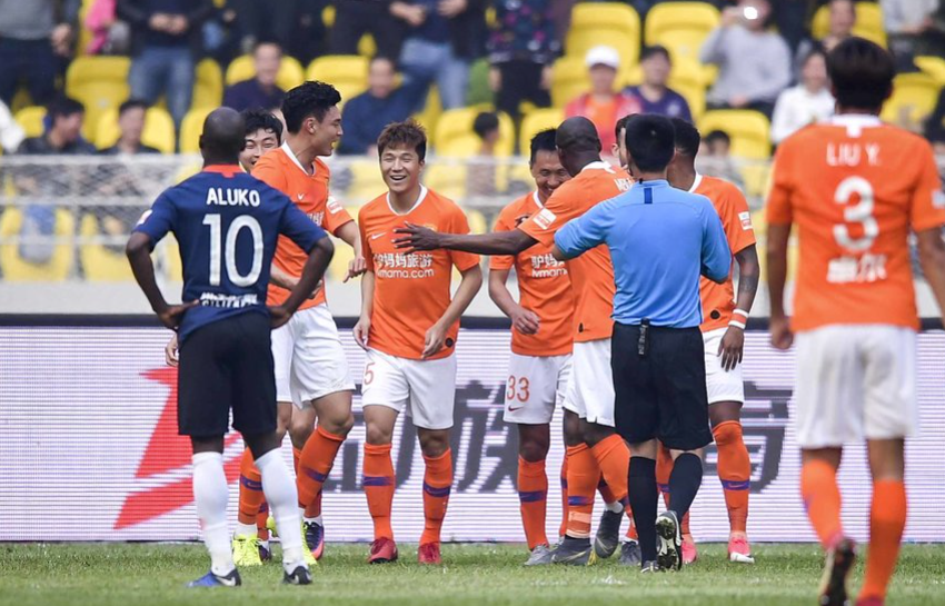 包含武汉卓尔惊险压制深圳佳兆业,取得关键胜利的词条 包含武汉卓尔惊险压制深圳佳兆业,取得关键胜利的词条